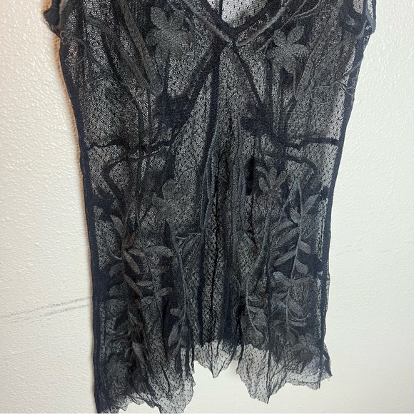 Johnny was biya sheer embroidered black lace tank top - Picture 3 of 6